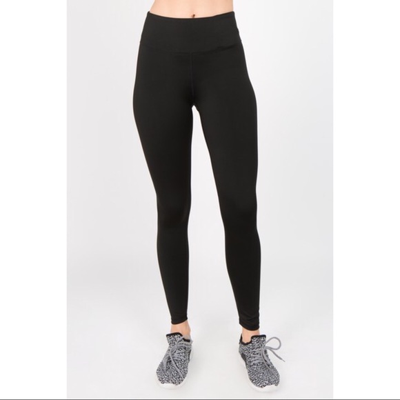 Leggings w/ Hidden Waistband Pocket - Picture 5 of 8